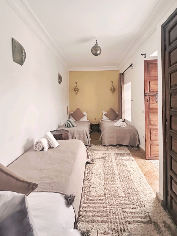 Riad 107 13/50