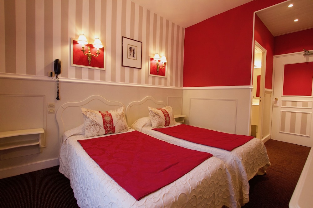 Hôtel Chopin 22/65