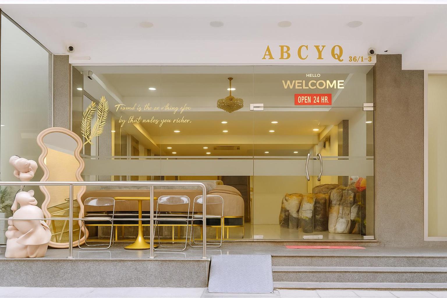 ABCYQ Hotel Bangkok 2/28