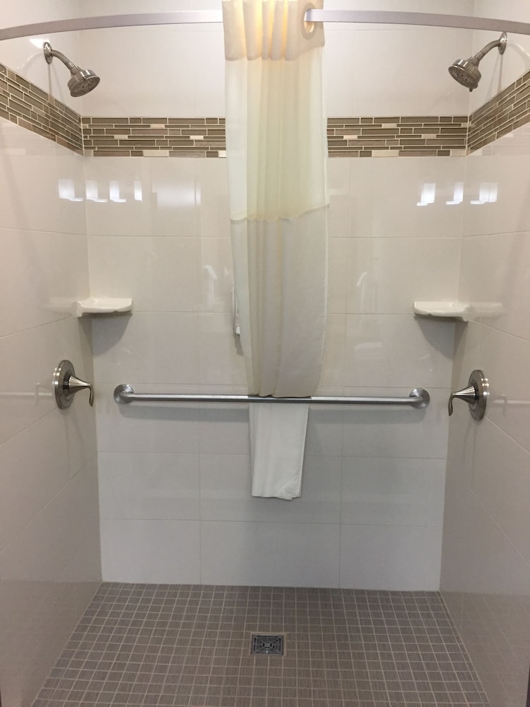 Best Western Plus Havre Inn & Suites 19/57