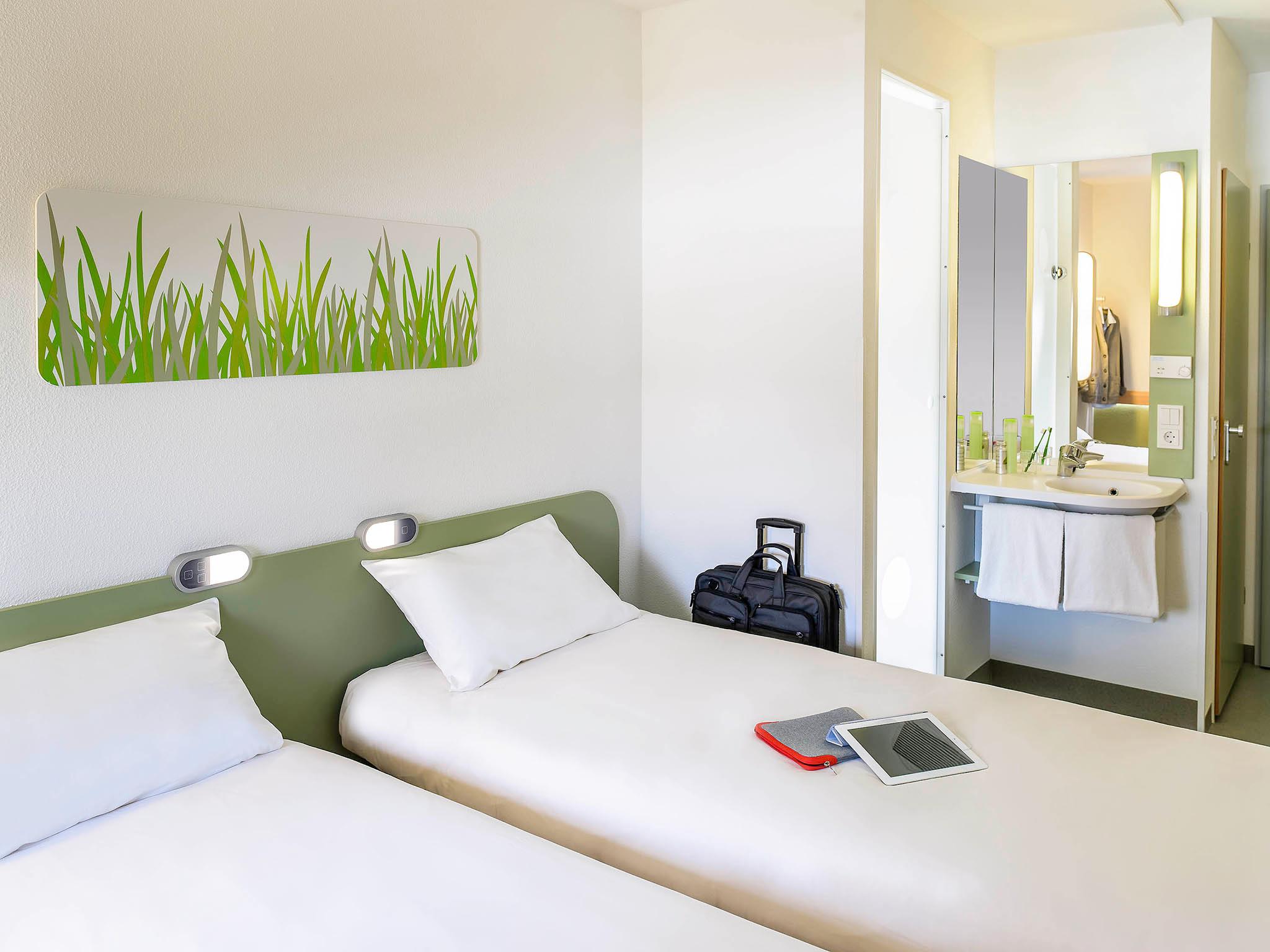 ibis budget Dommartin les Cuiseaux 6/30