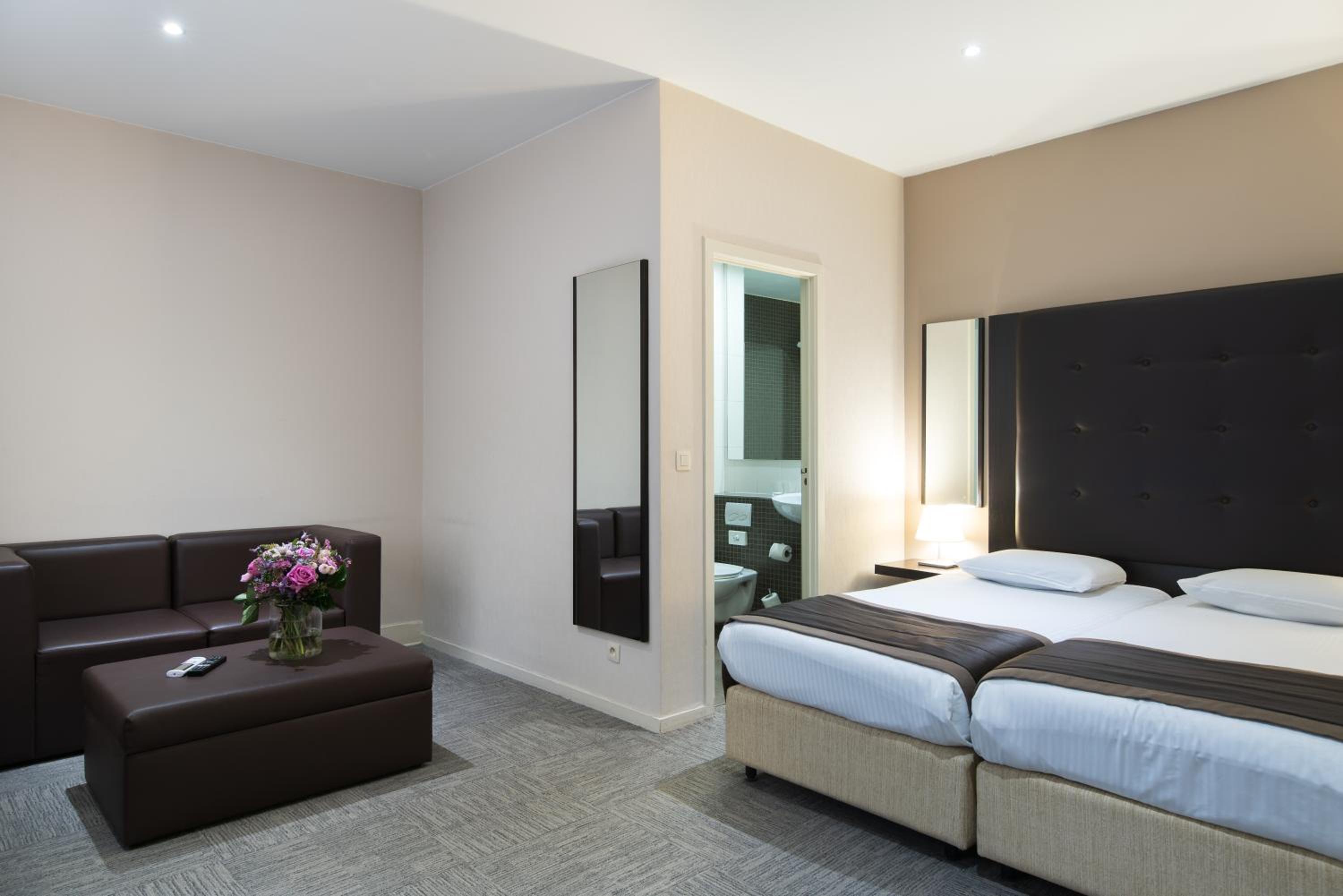 Business, Single Bed