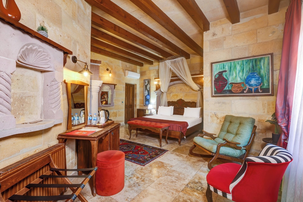 Pegas Cave Suites 33/48