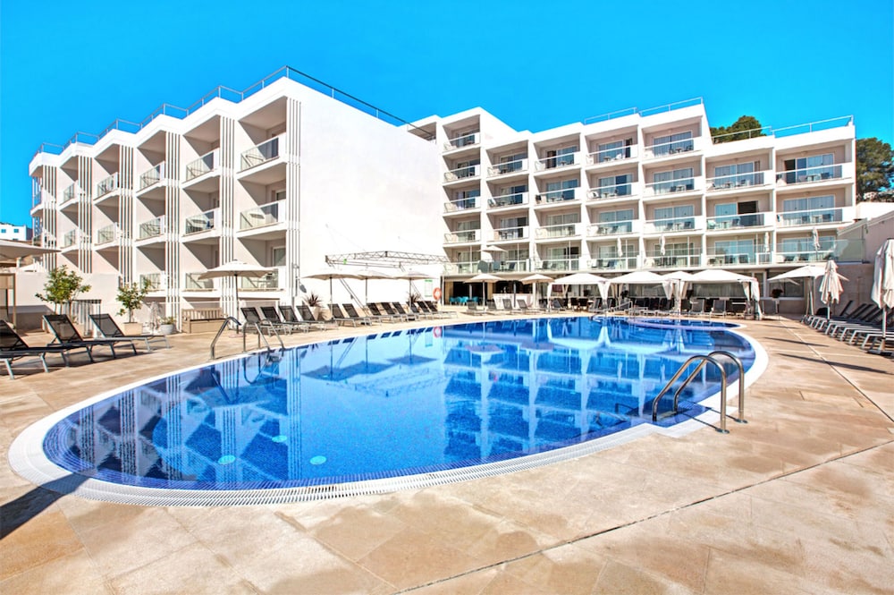 Aparthotel Paguera Beach 3/34