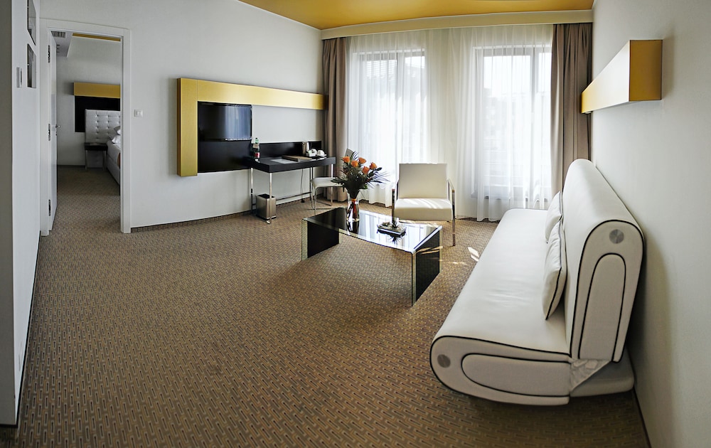 Grandior Hotel Prague 35/71
