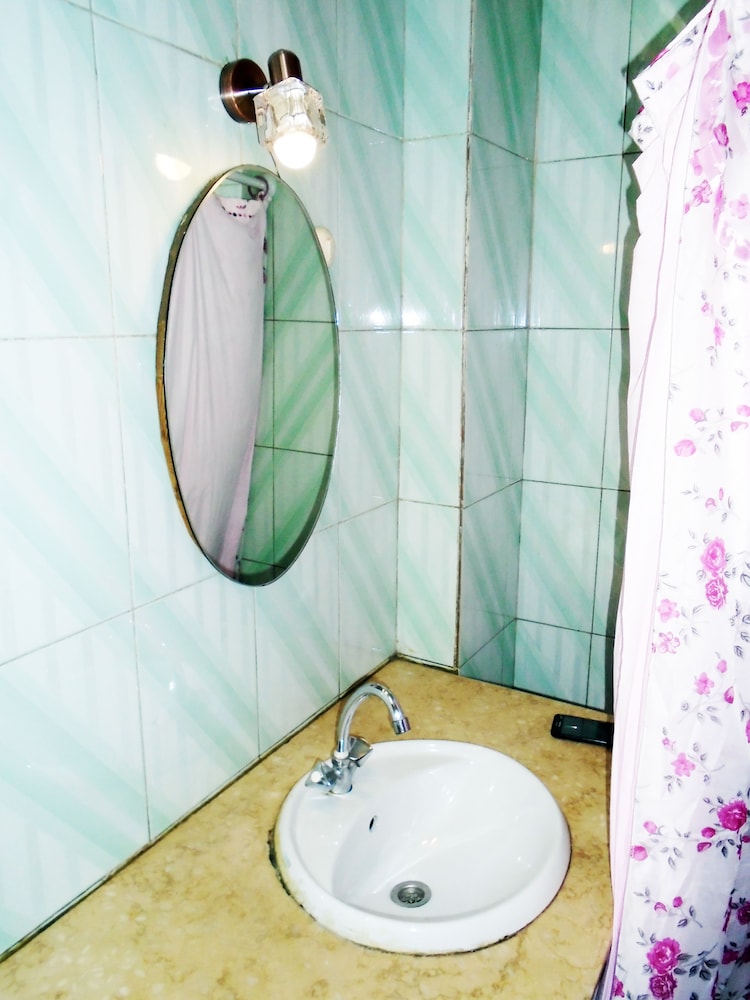 City Hostel 45/50