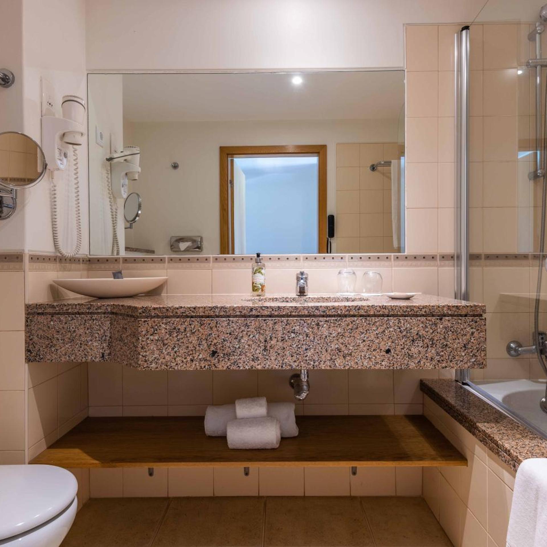 غرفة بسرير مزدوج، Vale D'oliveiras Quinta Resort And Spa 4/5