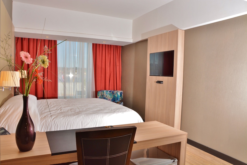 Savoy Hotel Encarnacion 23/69