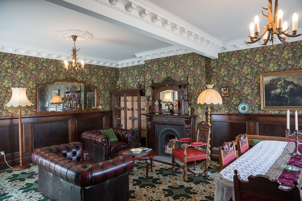 Theatre Royal Hotel 33/50