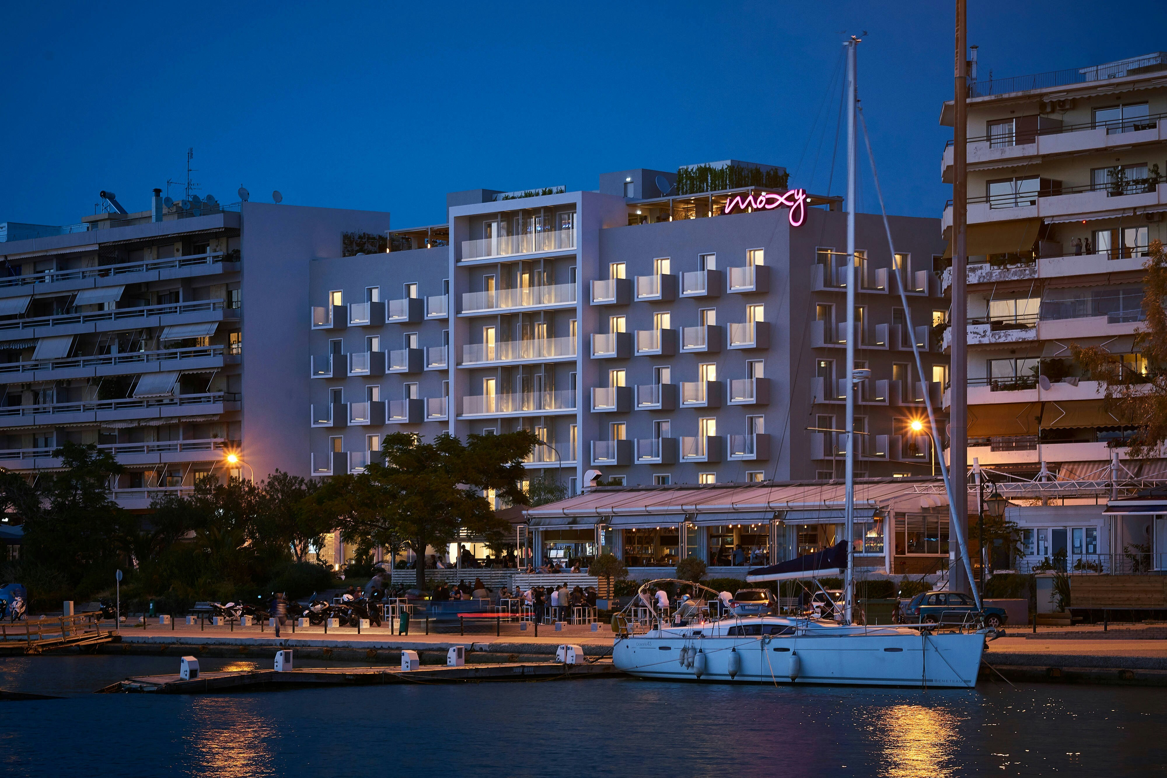 Moxy Patra Marina 29/30