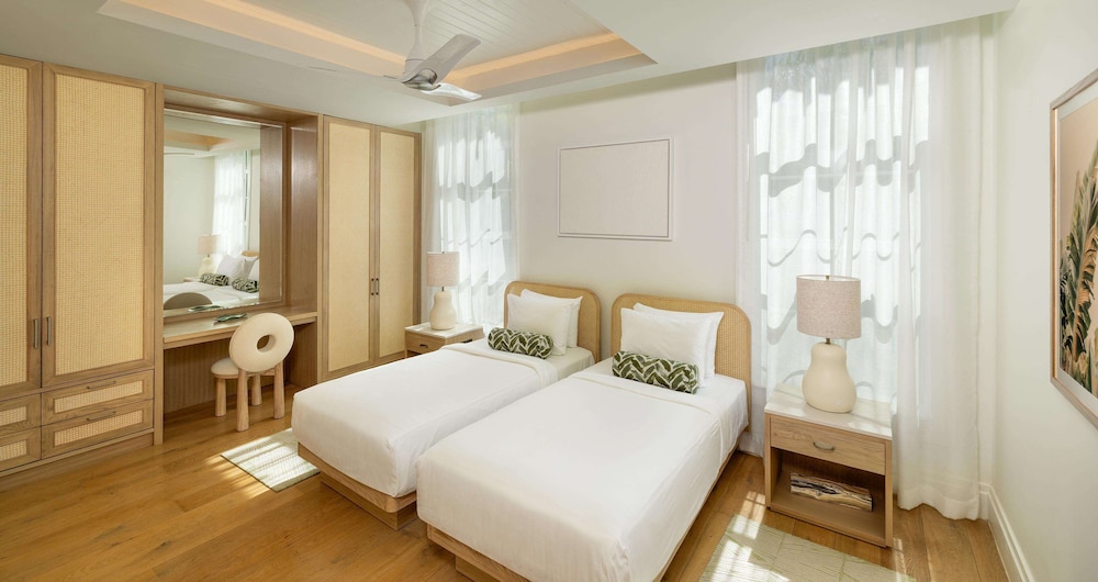 4 Bedrooms, Reserve, Villa, 2 King Beds, Bunk Bed, Queen Bed, Butler, Sofa، Beaches Negril 4/6