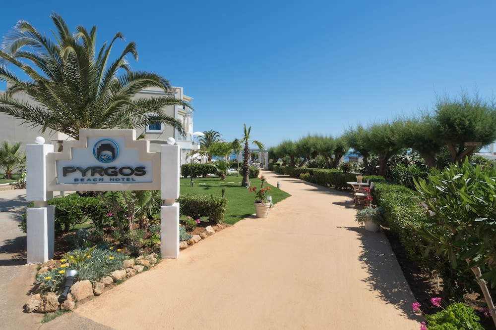 Pyrgos Beach Apartments 39/50