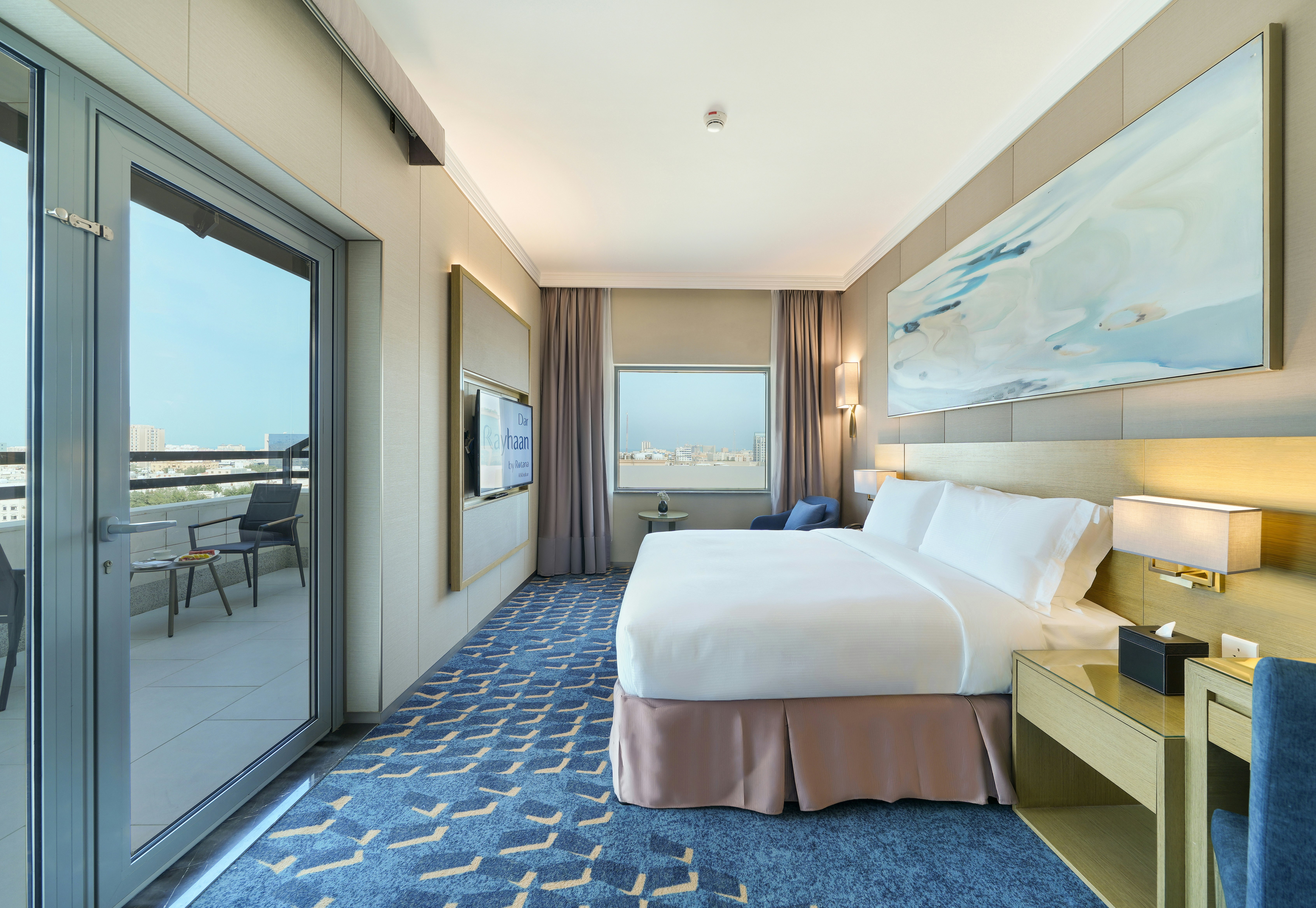 Guest Room, King Bed, City View, Balcony