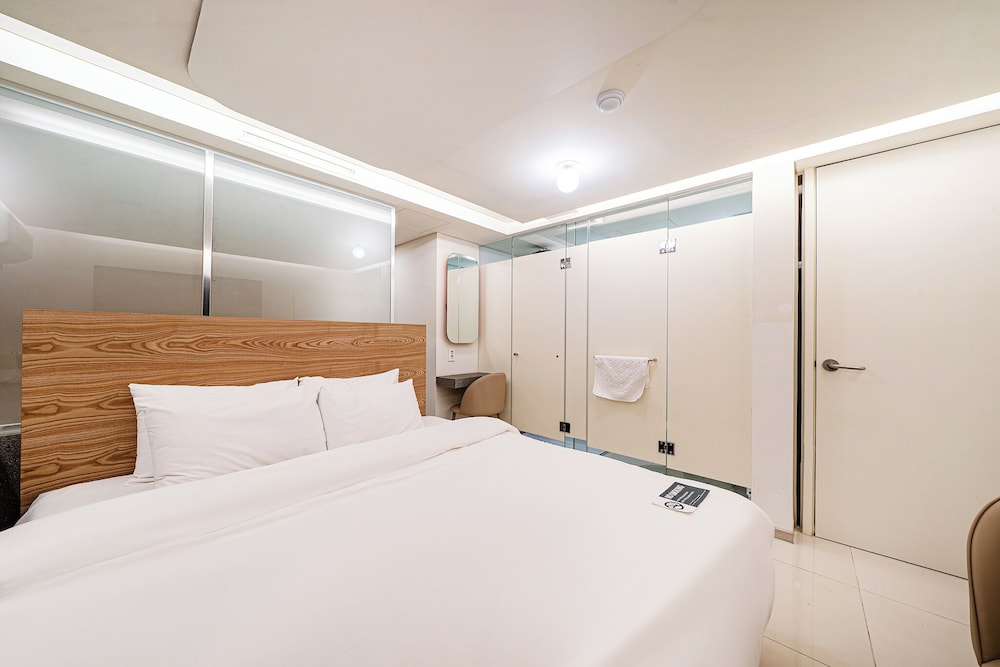 Simple Stay Hotel 13/78