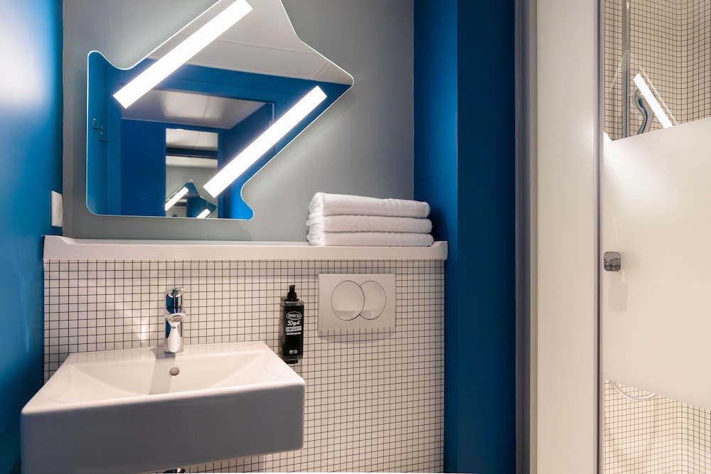 Ibis Budget La Rochelle Centre 50/50
