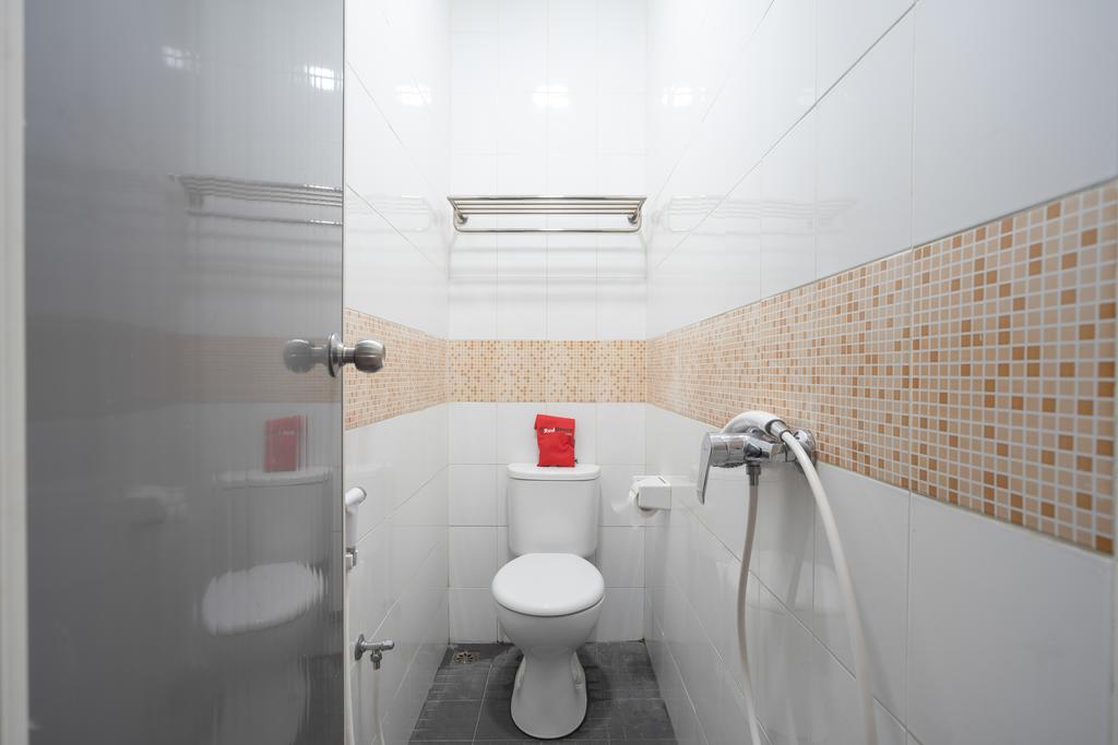 Reddoorz Plus Danau Sunter Utara 15/17
