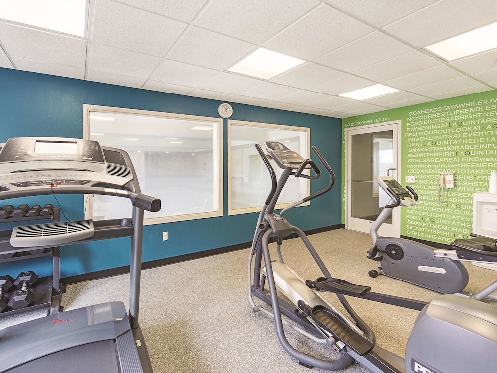 La Quinta Inn & Suites by Wyndham Central Point - Medford 30/48