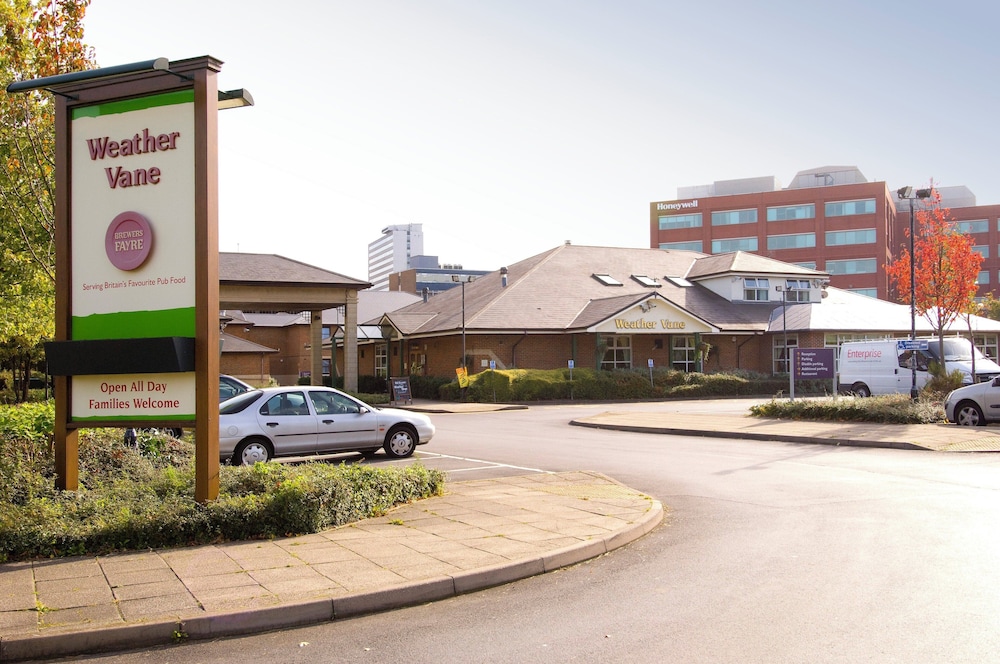 Premier Inn Bracknell Central 47/60