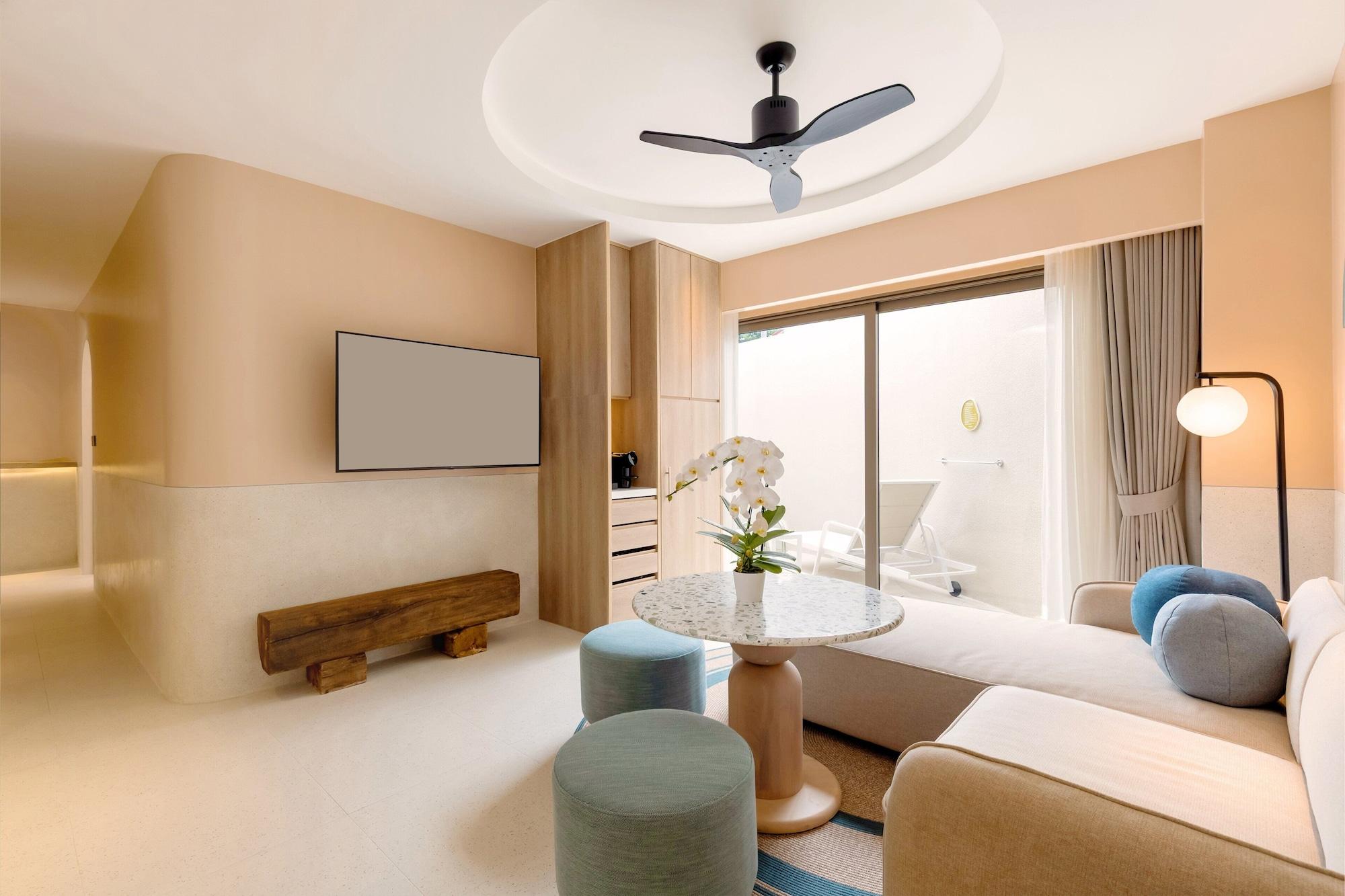 Centara Karon Villas Phuket 36/54