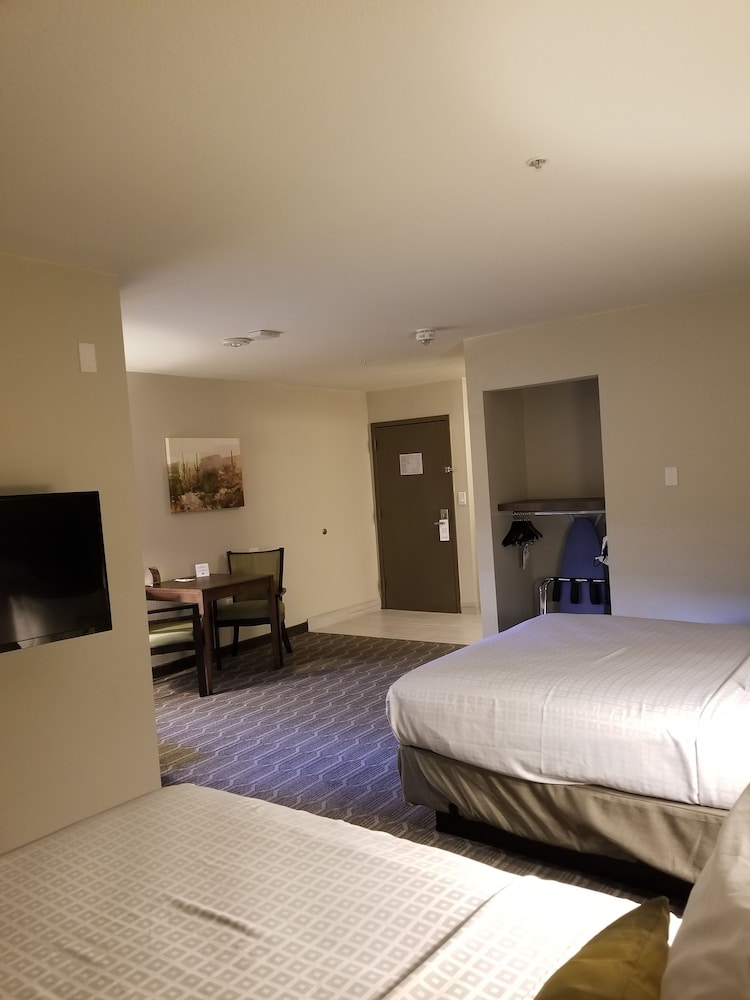 Best Western North Phoenix Hotel 31/76