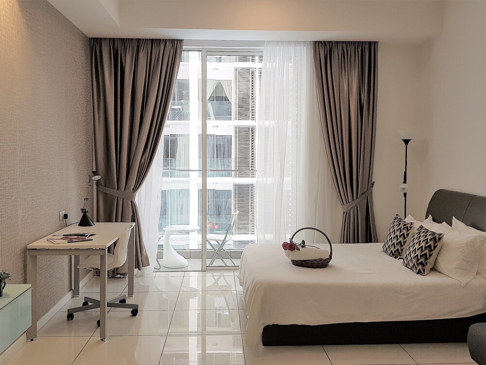 A Place Define Happiness In M Suite Klcc 19/50