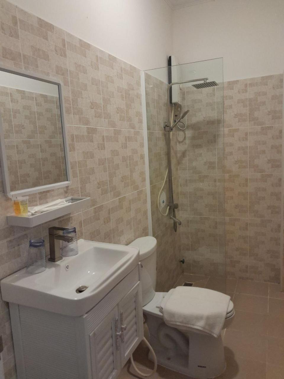 Deluxe, Double Bed, No Window، Harmony River Hotel 5/7