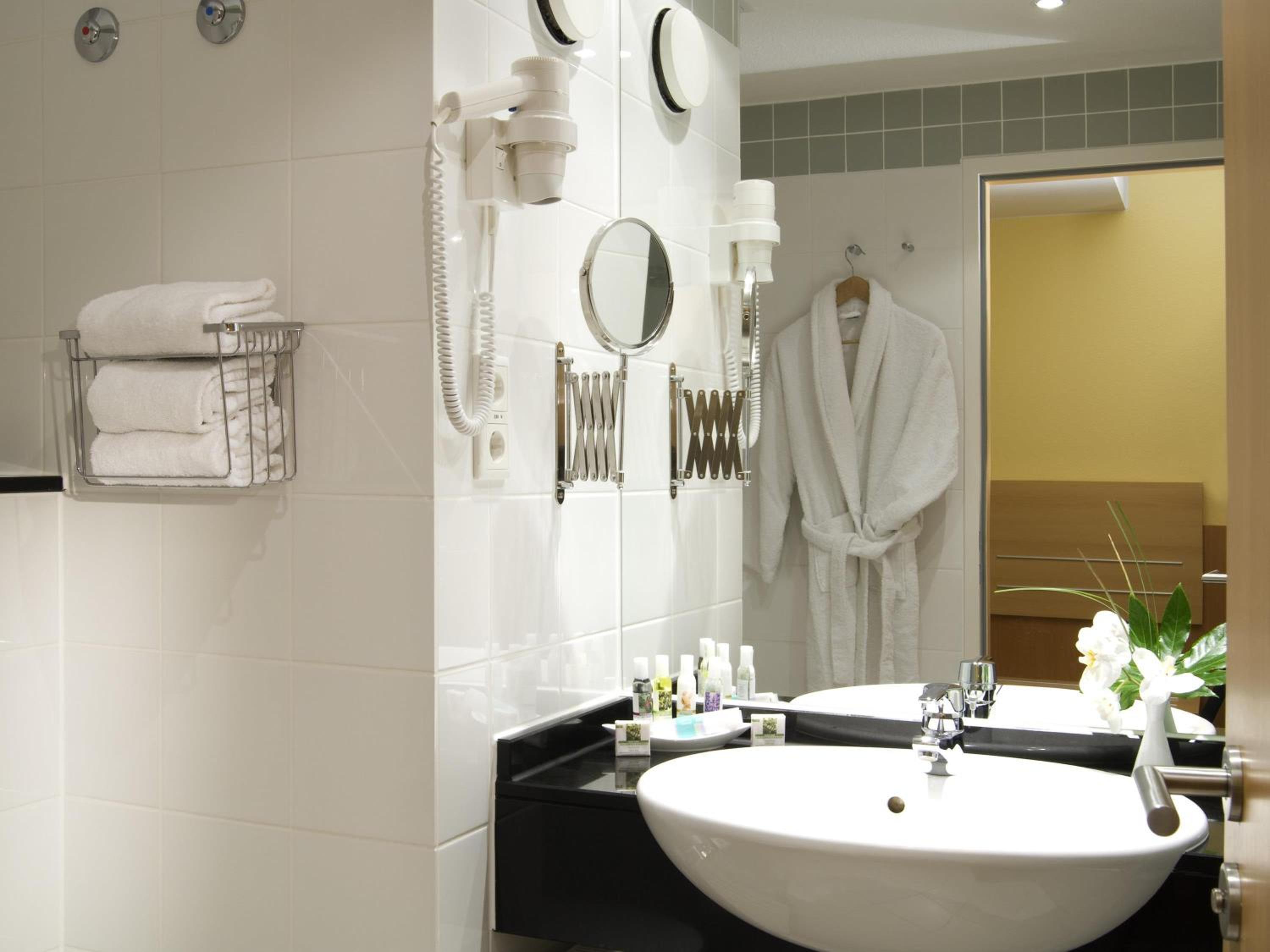 غرفة قياسية بسرير فردي، Mercure Hotel Schweinfurt Maininsel 4/5