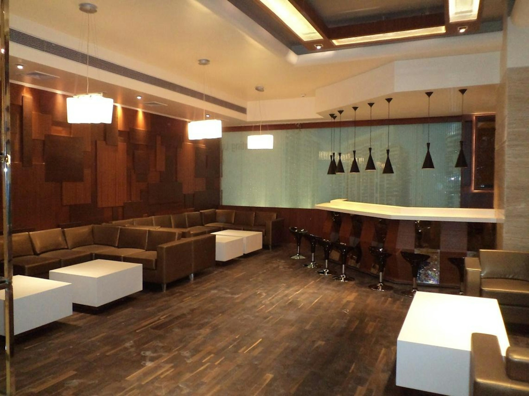 Mahagun Sarovar Portico Suites 26/38