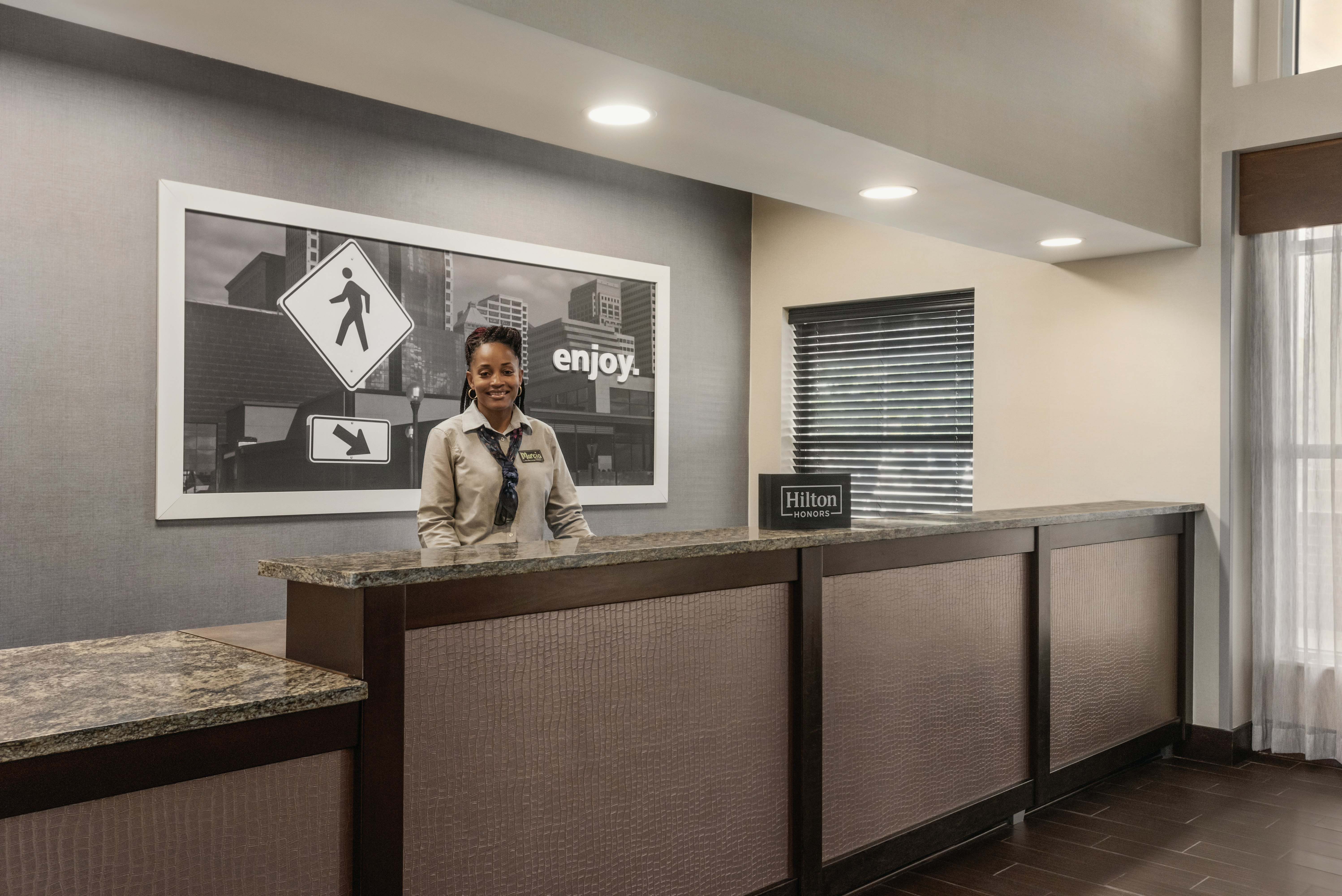 Hampton Inn and Suites Ft Wayne North 6/40