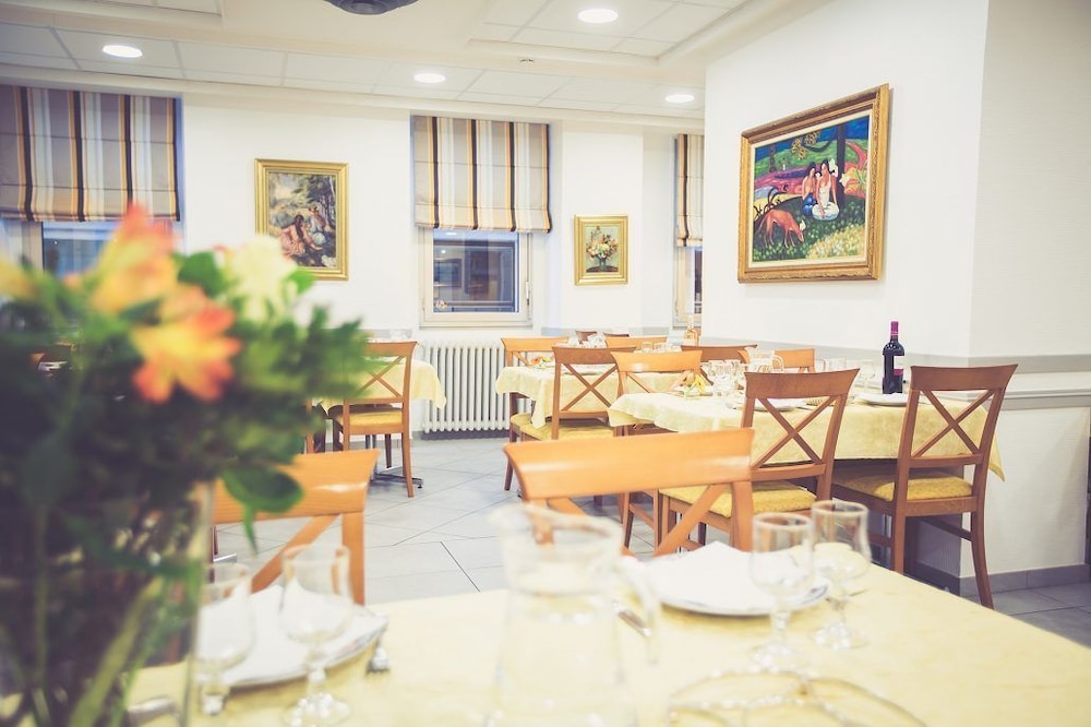 Hotel Notre- Dame De France 23/41