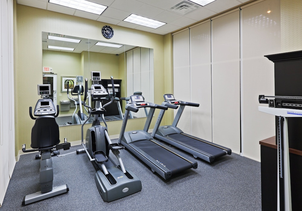 DoubleTree by Hilton Houston Westchase 17/39