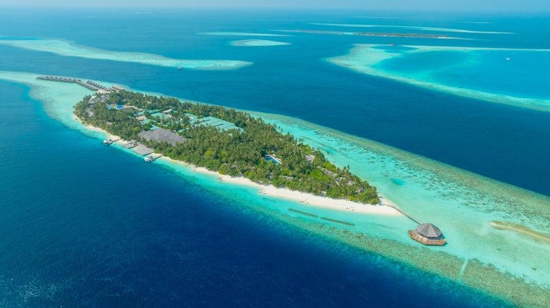 Vilamendhoo Island Resort & Spa 262/272