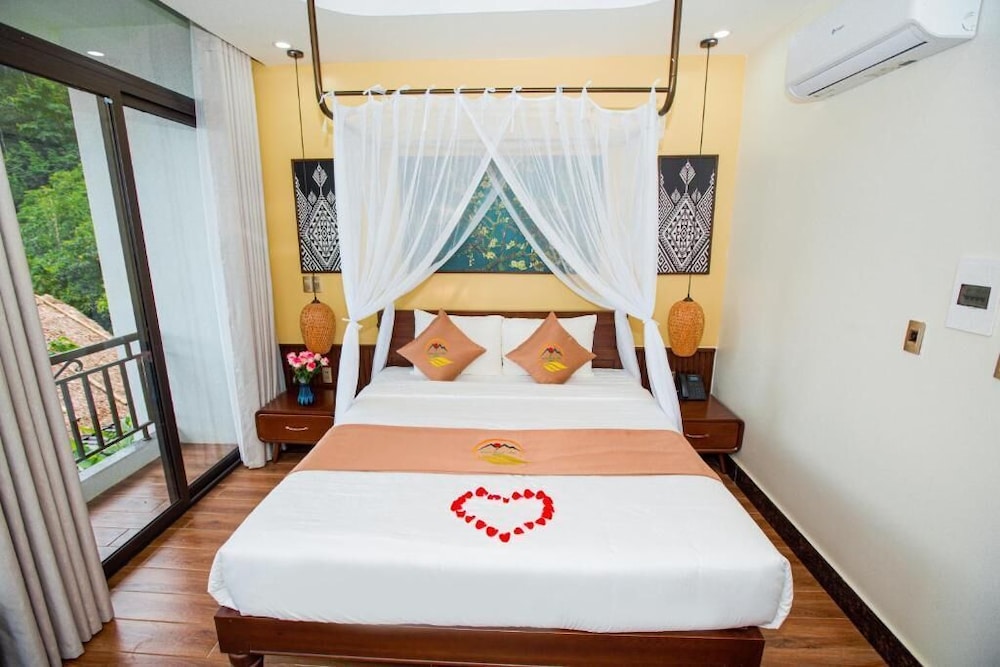 Central Hills Pu Luong Resort 5/50