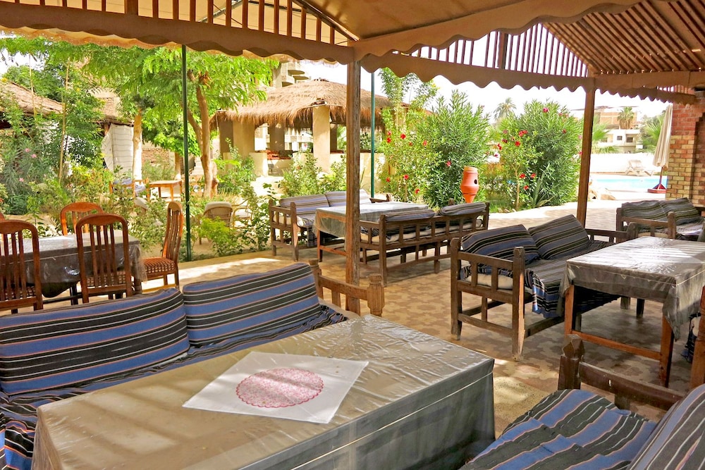 Hotel Sheherazade 24/47