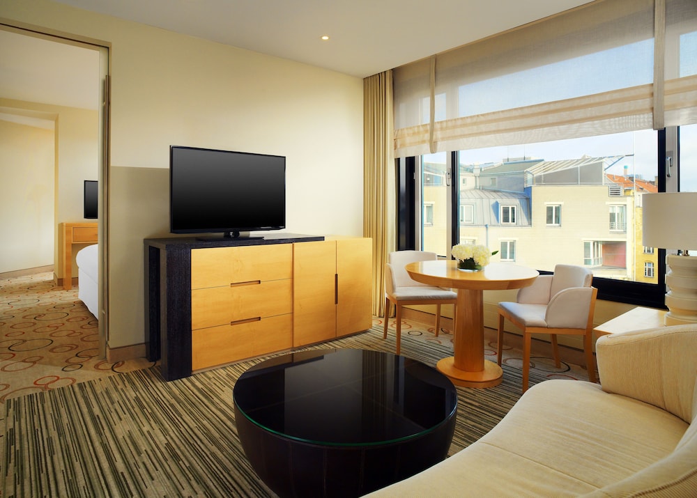 SHERATON BERLIN GRAND HOTEL ESPLANADE 18/39