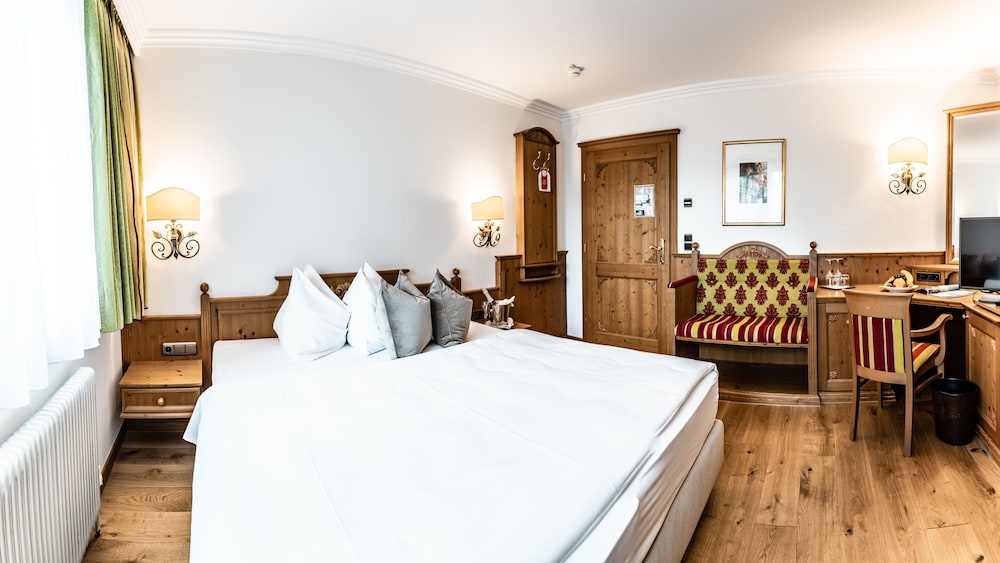 COMFORT, DOUBLE BED