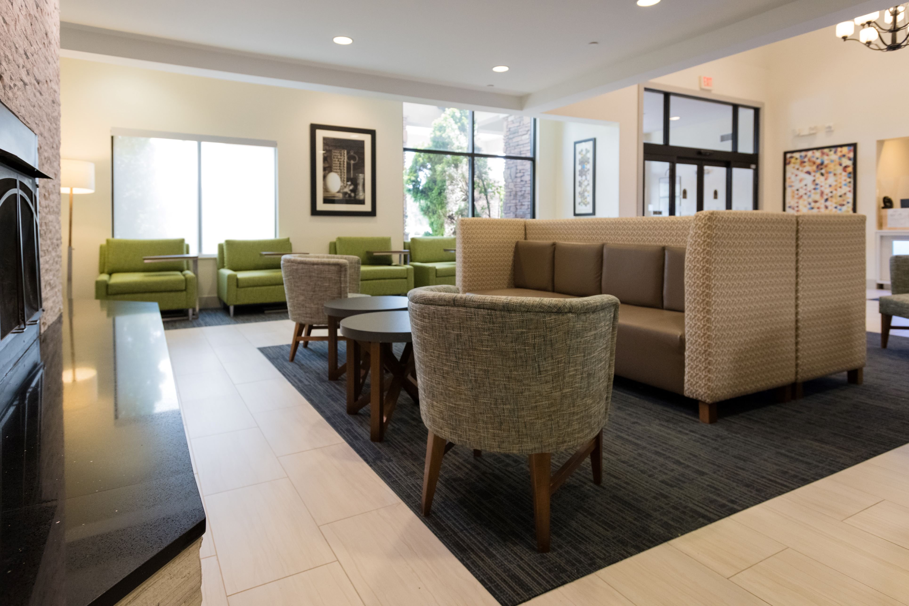 Holiday Inn Express Hotel Suites Lexington Nw the Vineyard 31/50