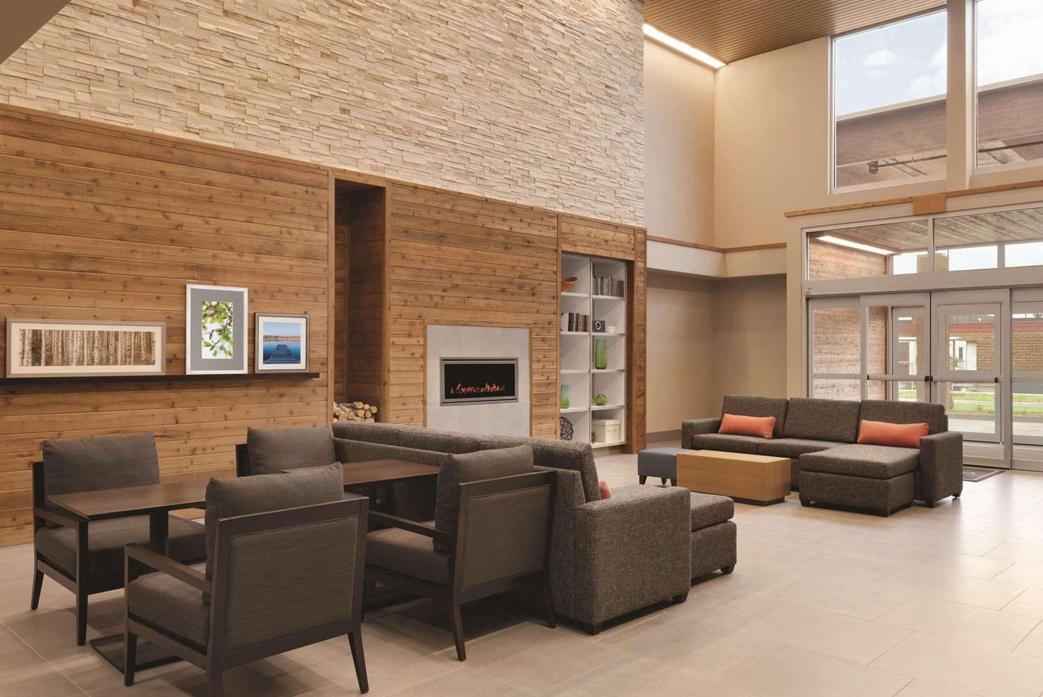 Country Inn & Suites by Radisson, Ft. Atkinson, WI 8/13