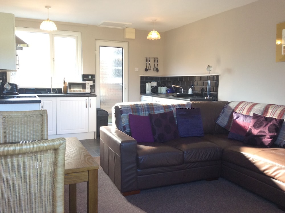 Manor Guest House 24/50