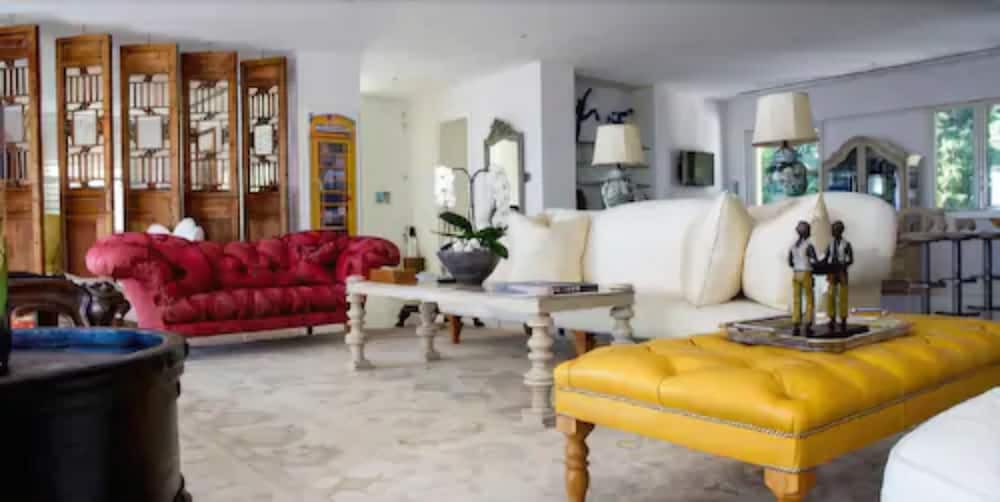 Cap Estel 28/77