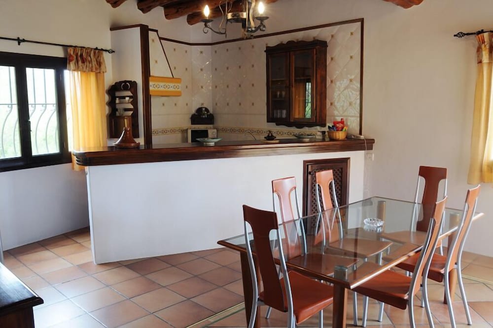 Pikes Ibiza - Adults Only 32/50