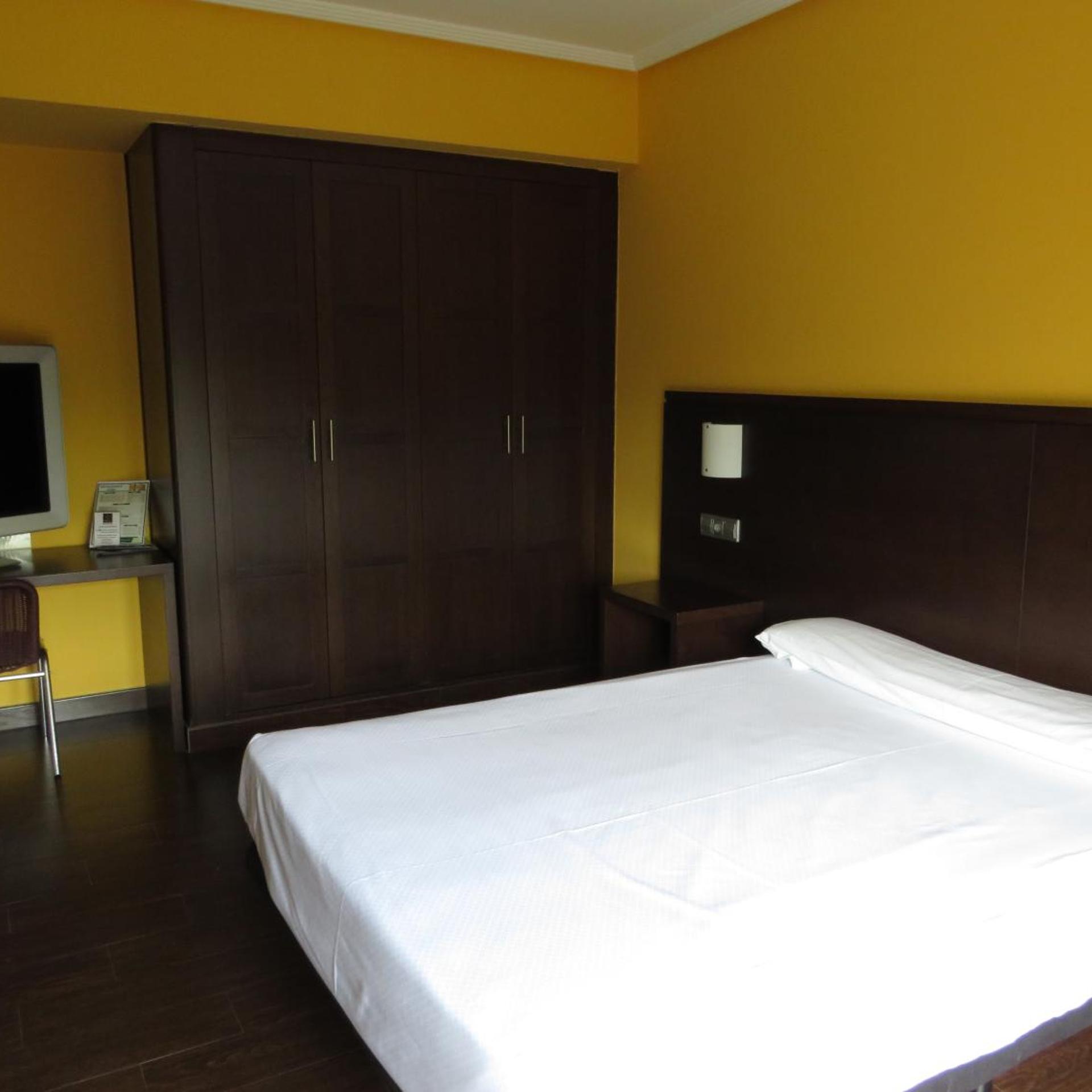 Euba Hotel 17/50