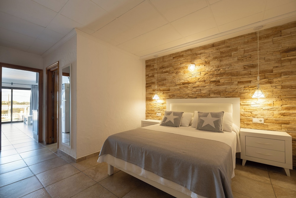 1 Bedroom, Family, Apartment, 1 Double and 1 Single Bed, Sea View, Pool Access
