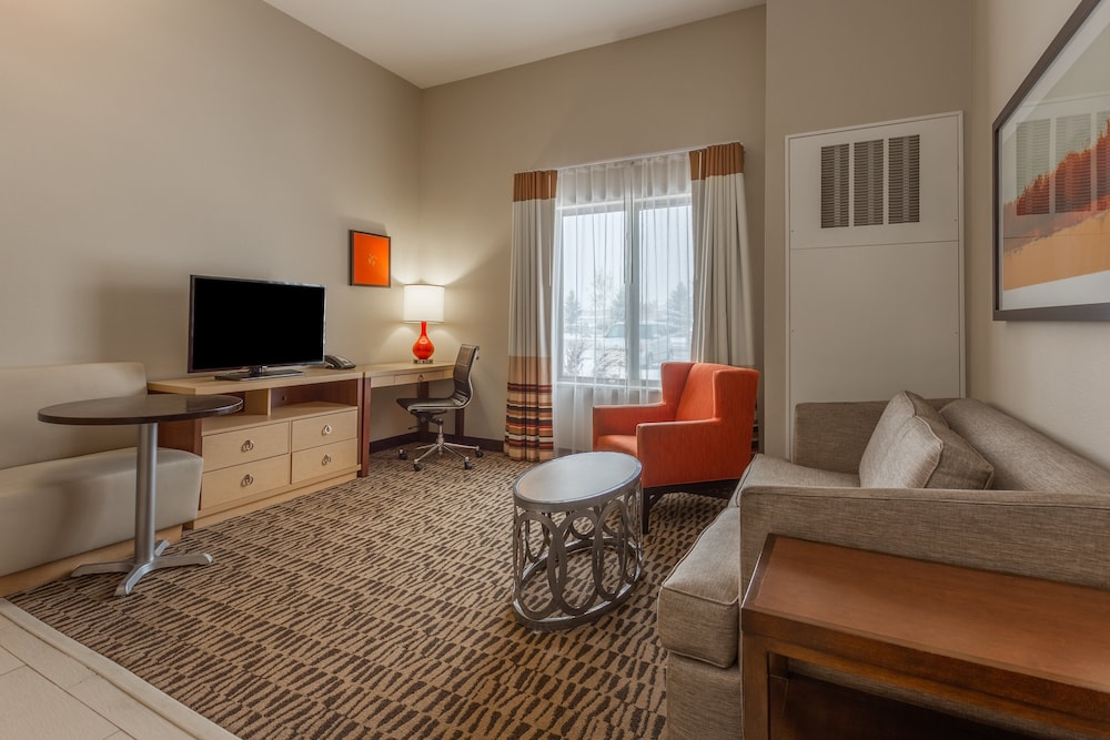 Hawthorn Suites By Wyndham Fargo 22/34
