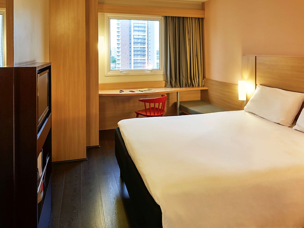 Ibis Sao Paulo Morumbi 12/75