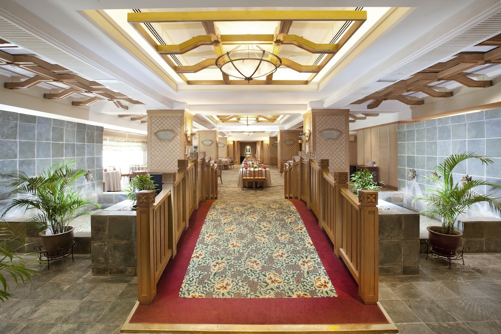 Dorsett Grand Subang 5/64
