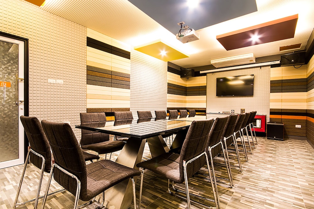 Bestiny Hotel and Restaurant Phetchabun 24/26