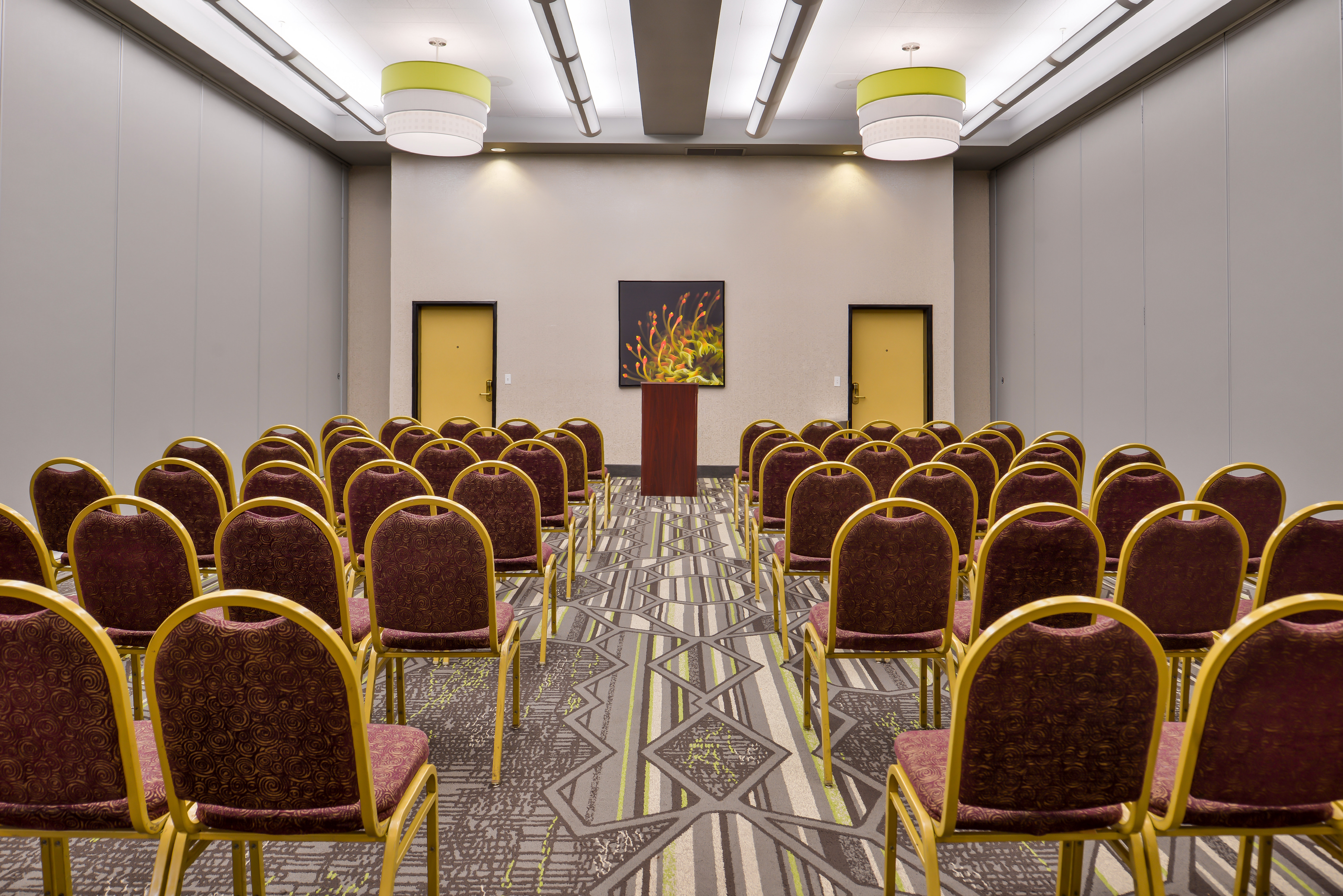 Holiday Inn Express Hotel Suites Elk Grove Ctrl Sacramento S An Ihg Hotel 35/42