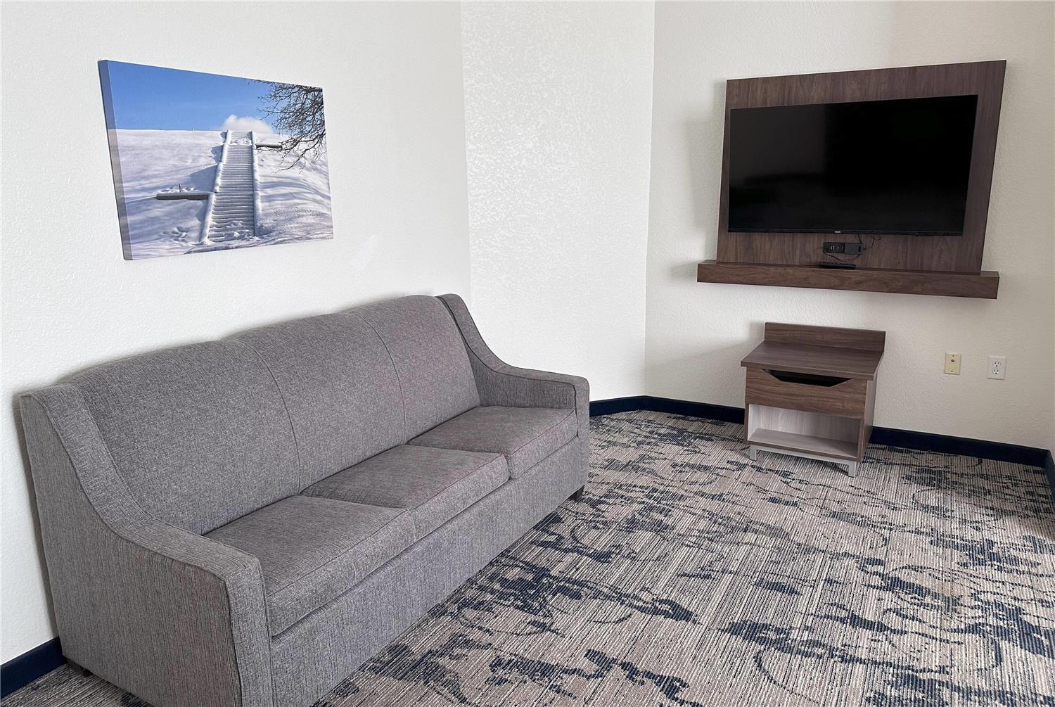 La Quinta Inn & Suites by Wyndham Milwaukee SW New Berlin 22/38
