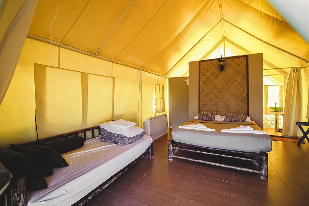 The Camp Chiangkhan 12/89